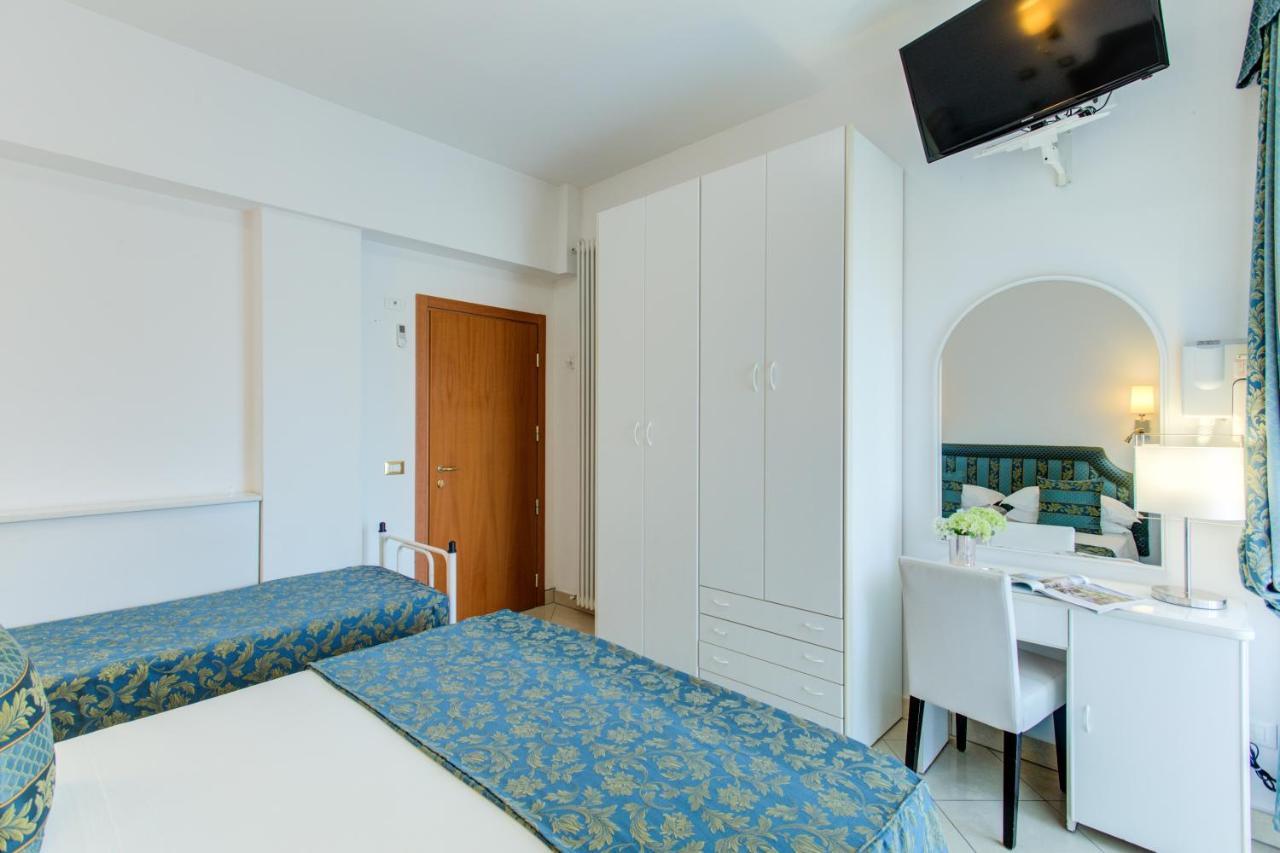 Hotel Nanni Bellaria-Igea Marina Esterno foto