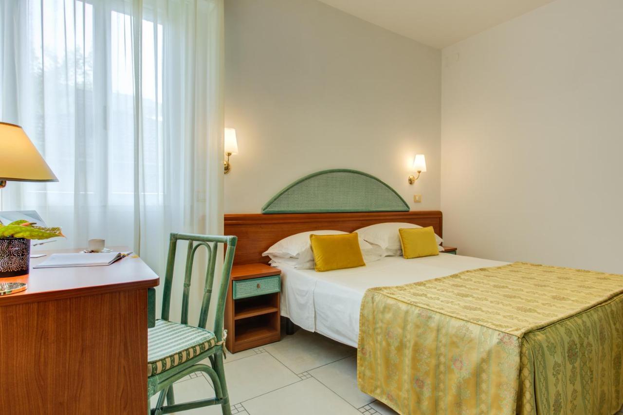 Hotel Nanni Bellaria-Igea Marina Esterno foto
