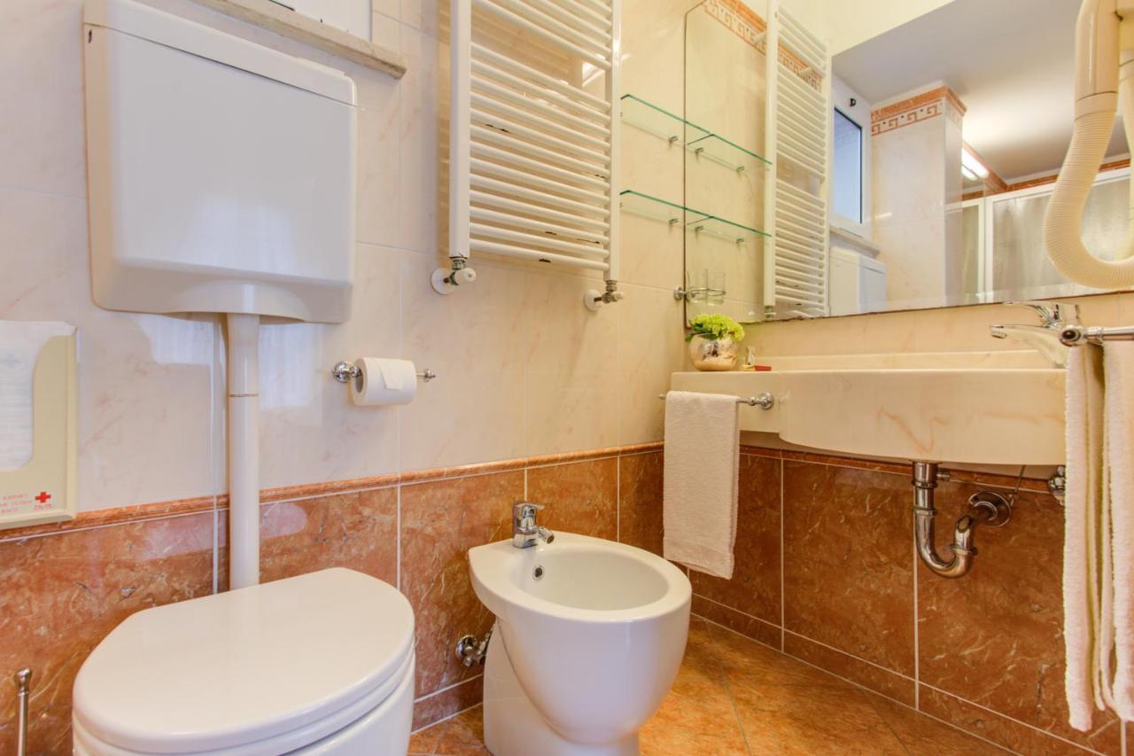 Hotel Nanni Bellaria-Igea Marina Esterno foto