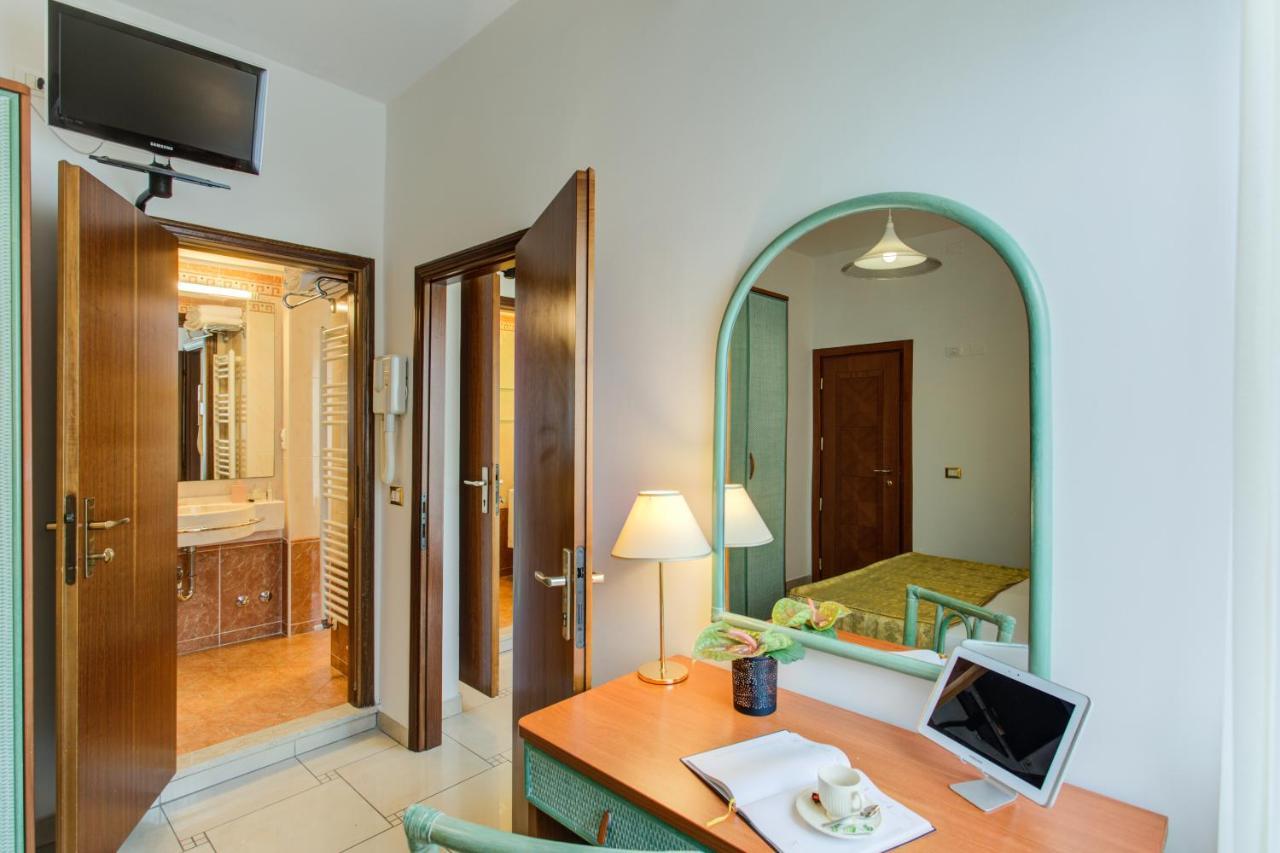 Hotel Nanni Bellaria-Igea Marina Esterno foto