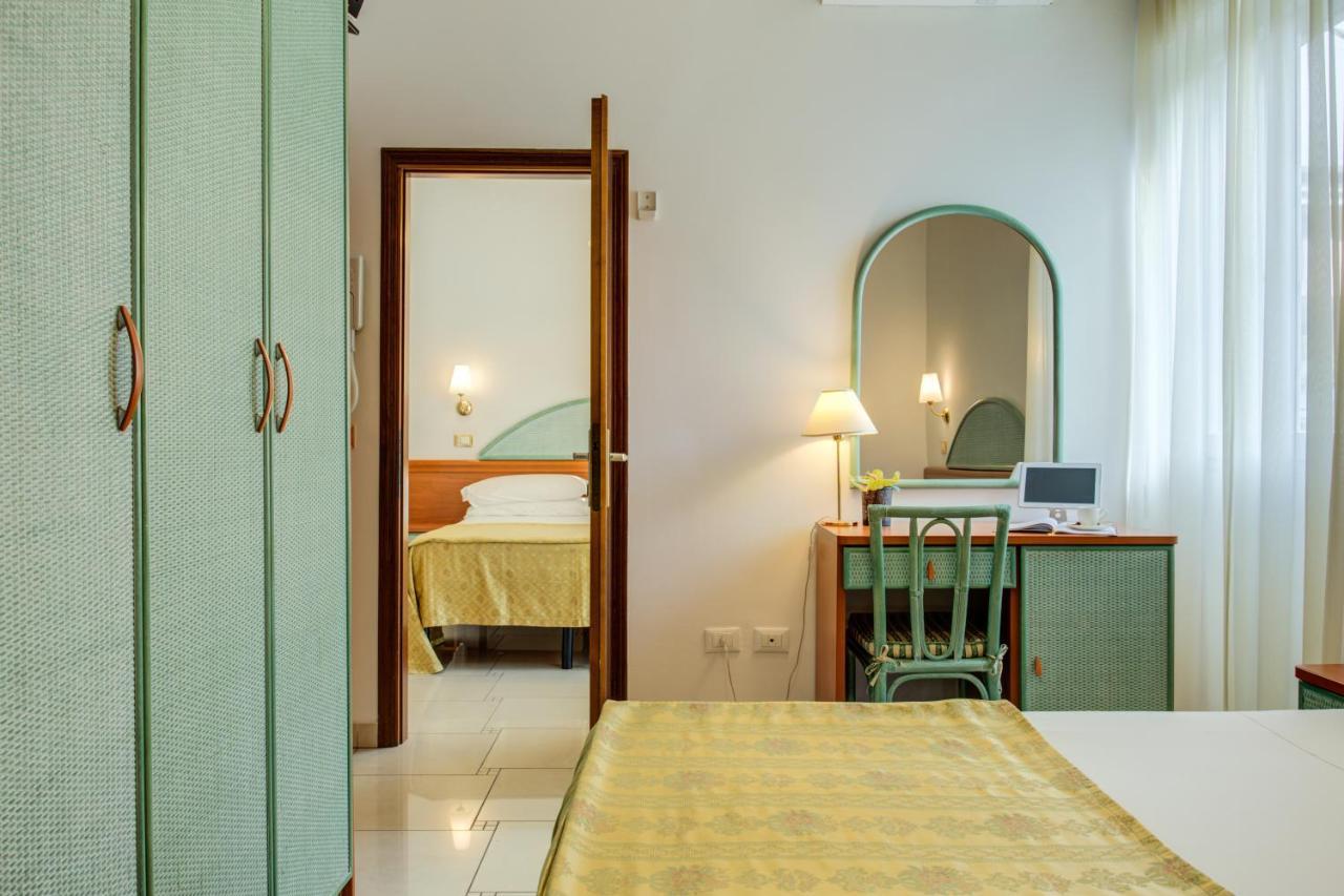 Hotel Nanni Bellaria-Igea Marina Esterno foto